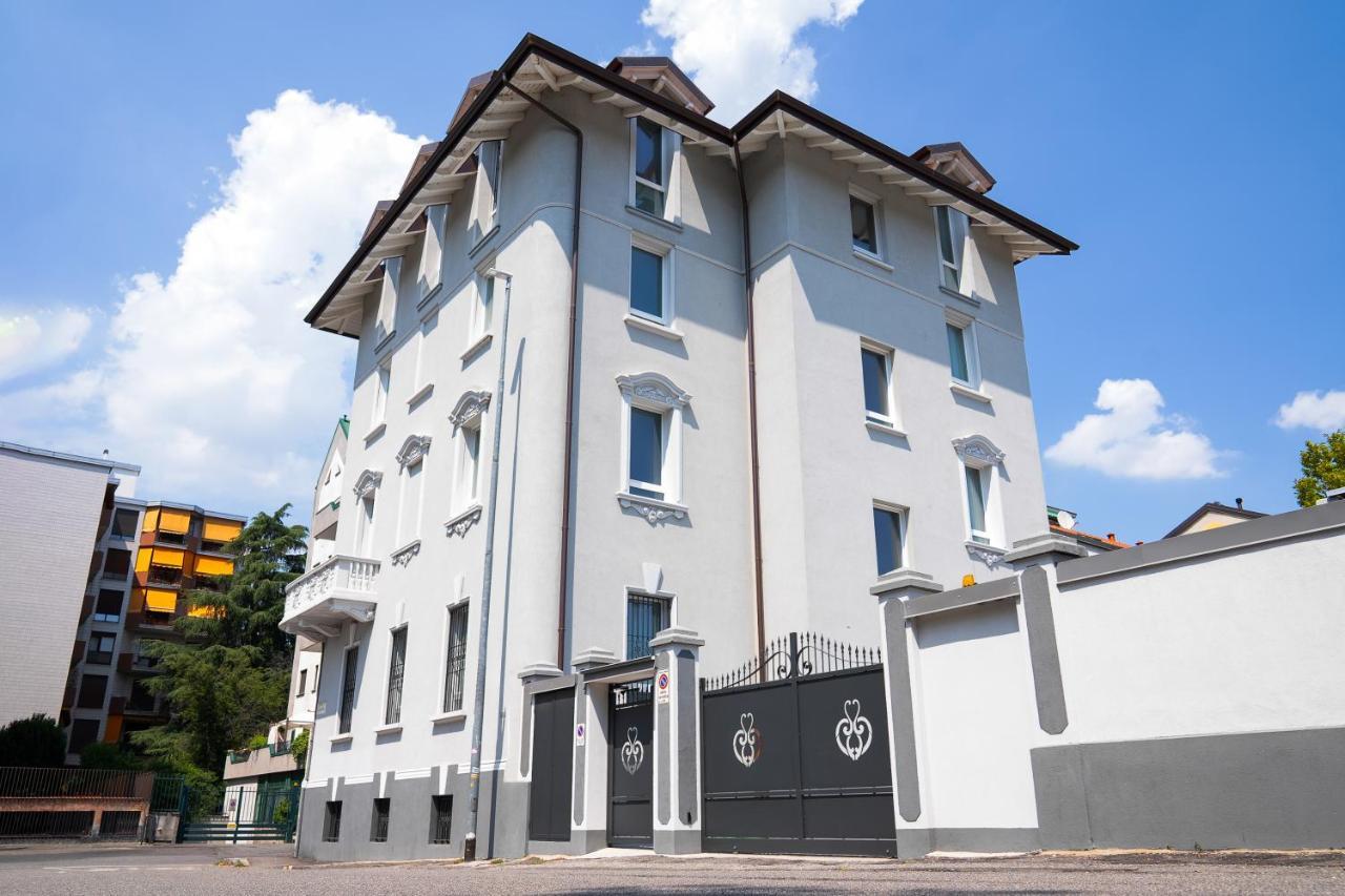 Villa Tosati Monza Eksteriør billede